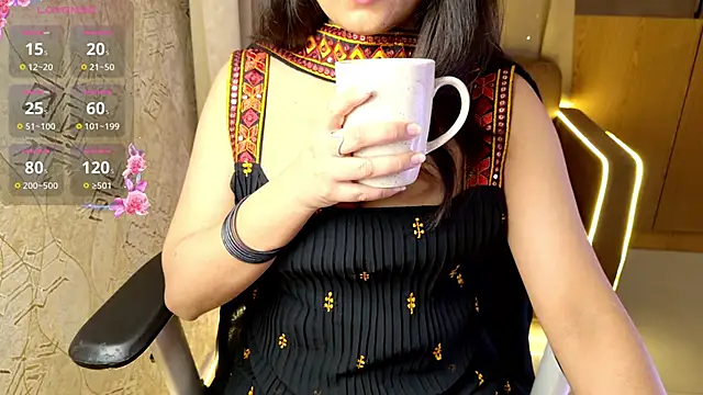 Punjabi Queen1 online show from 12/15/24, 03:53