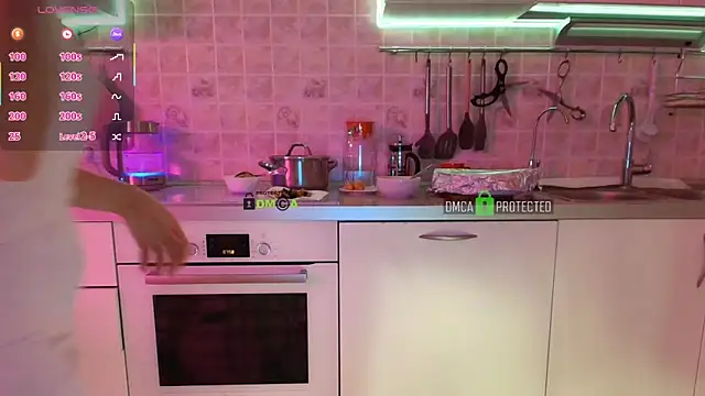 MilfeaN online show from 10/14/25, 04:57