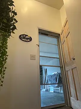 Snapshot of EllaSnow chatting on 03/15/26, 03:40 EllaSnow online show from 03/15/26, 03:40