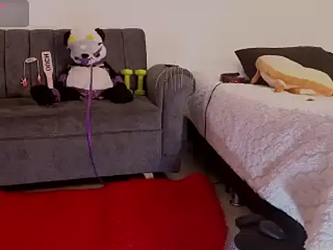 Snapshot of Katt_BDSM chatting on 01/28/25, 06:28 Katt BDSM online show from 01/28/25, 06:28