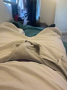 Enzo showww online show from 12/25/24, 03:38