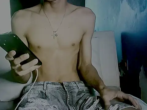 Key 198 online show from 12/17/24, 02:00