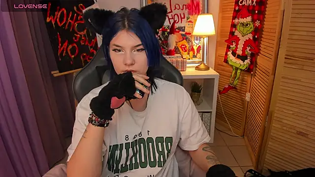 mekurisu online show from 12/17/24, 01:18
