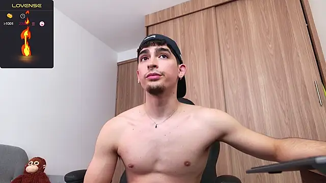 zenn rush1 online show from 12/12/24, 06:31