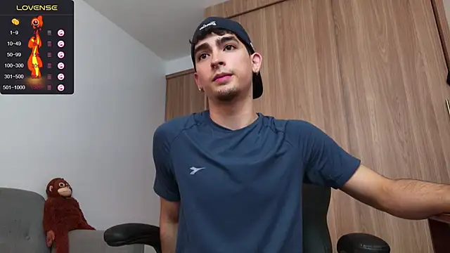 zenn rush1 online show from 12/15/24, 12:06