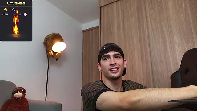 zenn rush1 online show from 01/04/25, 12:38