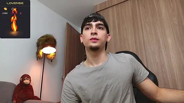 zenn rush1 online show from 01/13/25, 12:35