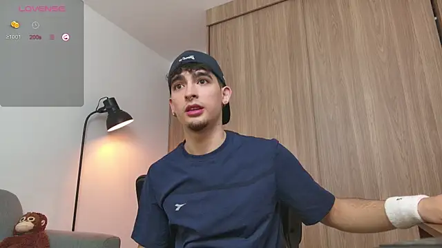 zenn rush1 online show from 02/07/25, 12:50