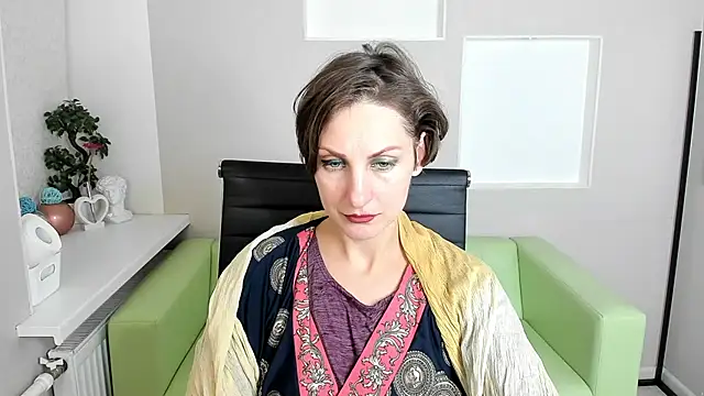AuroraScript online show from 12/06/24, 03:33