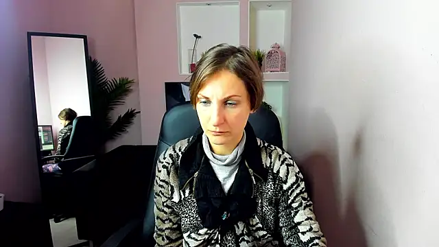 AuroraScript online show from 12/18/24, 09:29