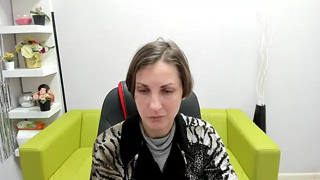 AuroraScript online show from 12/21/24, 06:34