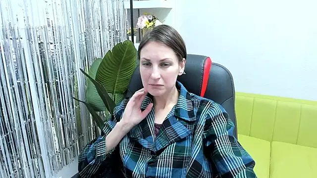 AuroraScript online show from 01/04/25, 06:30