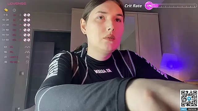 Maria Bowie online show from 10/27/25, 08:40