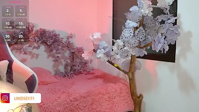 NaomiFox1 online show from 10/22/25, 03:40