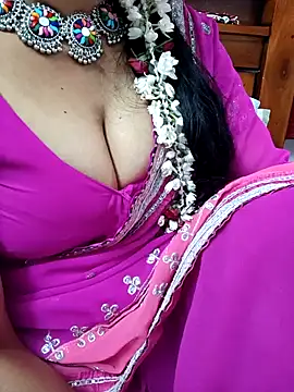Snapshot of amala_ss chatting on 01/22/25, 10:50 amala ss online show from 01/22/25, 10:50