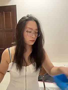 wt0314 online show from 04/25/26, 01:03