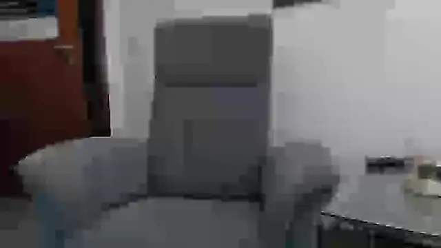 Snapshot of ak616263 chatting on 10/29/25, 04:42 ak616263 online show from 10/29/25, 04:42