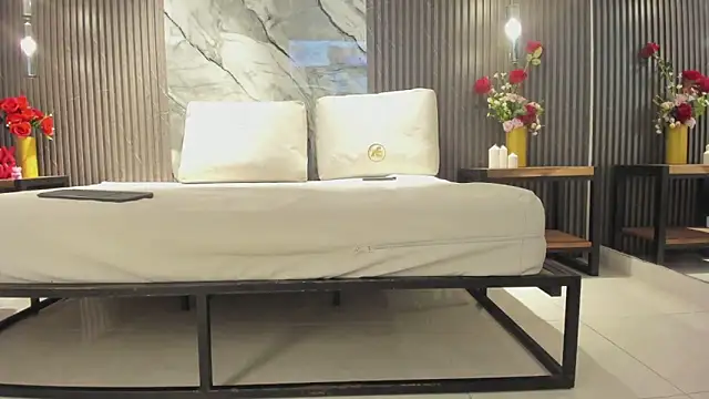 julietha taylor online show from 04/11/26, 07:45