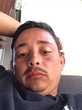 isacalejandroo online show from 01/19/25, 04:14