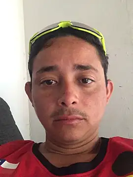 isacalejandroo online show from 02/04/25, 05:12