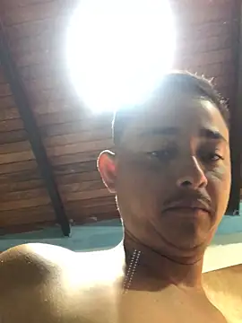 isacalejandroo online show from 02/11/25, 05:29