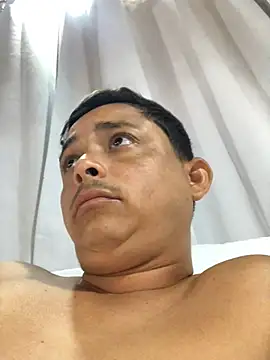 isacalejandroo online show from 03/08/25, 01:03