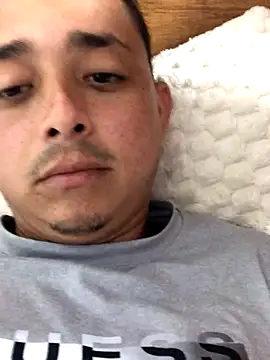 isacalejandroo online show from 09/23/25, 11:19