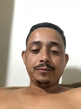 isacalejandroo online show from 02/24/26, 05:27