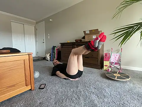 Snapshot of MissSwitch chatting on 03/14/25, 03:58 MissSwitch online show from 03/14/25, 03:58