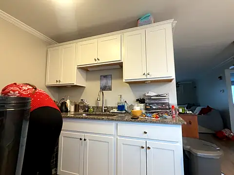 Snapshot of MissSwitch chatting on 12/02/25, 02:23 MissSwitch online show from 12/02/25, 02:23