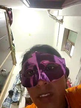 HotRiyacpl online show from 10/30/25, 05:31