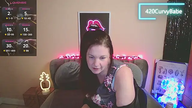 Snapshot of 420Curvybabe chatting on 01/20/25, 08:40 420Curvybabe online show from 01/20/25, 08:40