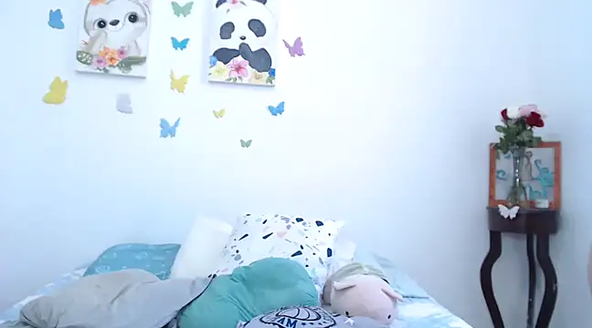 SaraBlosson online show from 12/09/24, 07:29