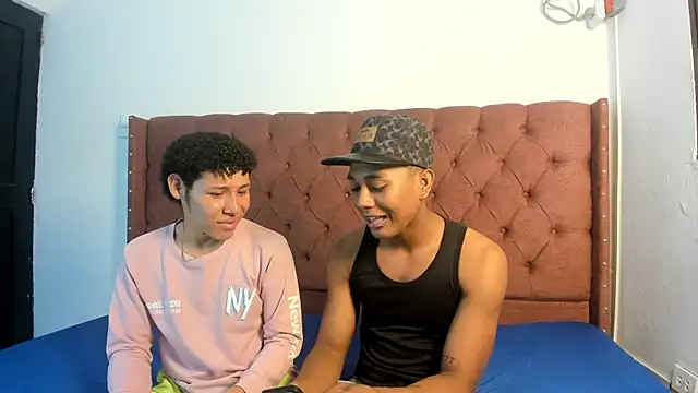 Snapshot of boys_yourparty chatting on 12/01/25, 01:16 boys yourparty online show from 12/01/25, 01:16