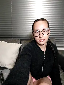 Snapshot of milena_23x chatting on 02/13/25, 07:03 milena 23x online show from 02/13/25, 07:03