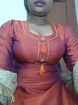 Snapshot of mishti_kaur chatting on 12/09/24, 06:23 mishti kaur online show from 12/09/24, 06:23