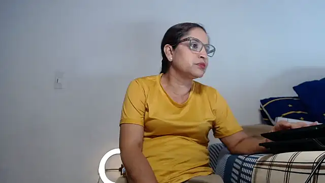 Yaya    11 online show from 03/26/26, 11:21