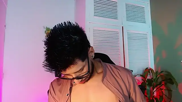 Colby brown03 online show from 11/20/25, 07:46