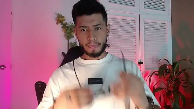 Colby brown03 online show from 12/03/25, 07:12