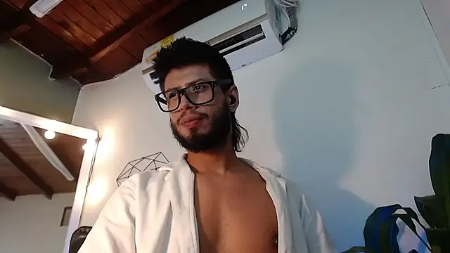 Colby brown03 online show from 02/02/26, 09:35