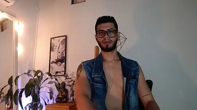 Colby brown03 online show from 05/20/26, 03:02