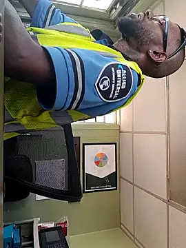 Snapshot of Txdarkmeat74 chatting on 11/25/25, 08:09 Txdarkmeat74 online show from 11/25/25, 08:09