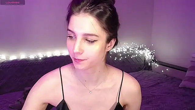 Snapshot of Abigail_Wills chatting on 11/22/25, 05:56 Abigail Wills online show from 11/22/25, 05:56