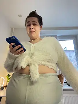 SuzieMurray online show from 11/12/25, 08:48