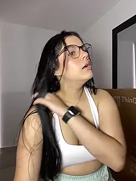 Snapshot of kimberlyhills1 chatting on 10/25/25, 07:52 kimberlyhills1 online show from 10/25/25, 07:52