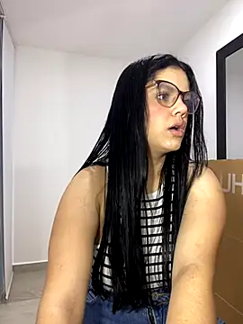 Snapshot of kimberlyhills1 chatting on 11/13/25, 09:58 kimberlyhills1 online show from 11/13/25, 09:58