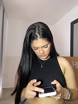 Snapshot of kimberlyhills1 chatting on 11/30/25, 09:19 kimberlyhills1 online show from 11/30/25, 09:19