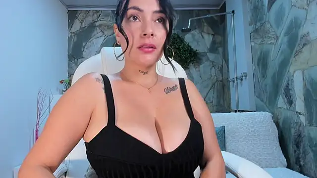 anniemayerx  online show from 01/10/25, 03:37