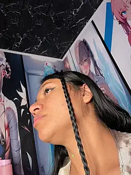 Im Little online show from 04/14/26, 03:01