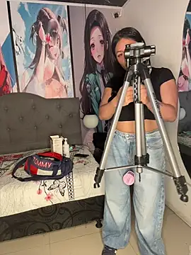 Im Little online show from 06/06/26, 03:00